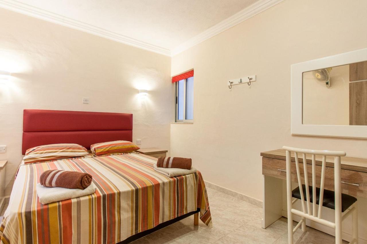 Pool And Sea Merill Apartments - Happy Rentals Mellieħa Εξωτερικό φωτογραφία