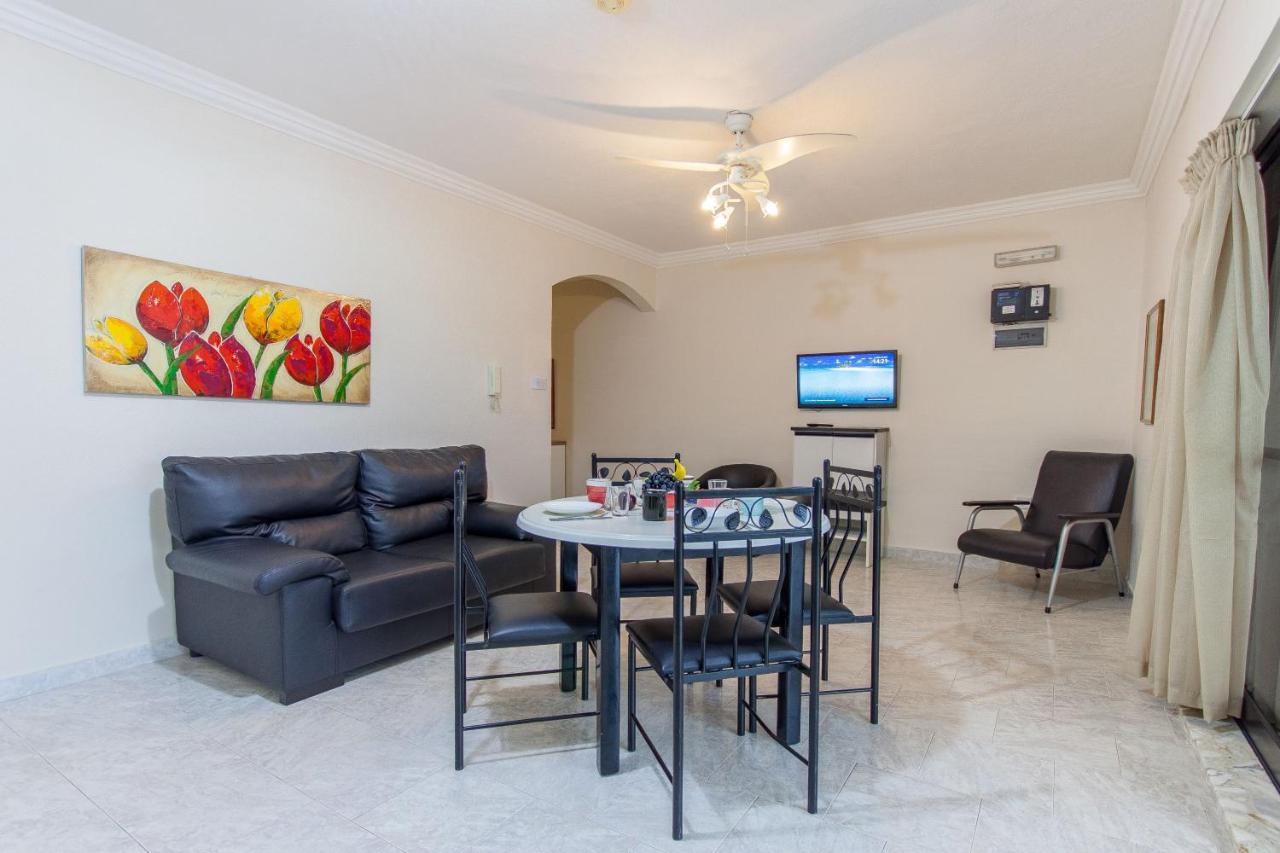 Pool And Sea Merill Apartments - Happy Rentals Mellieħa Εξωτερικό φωτογραφία