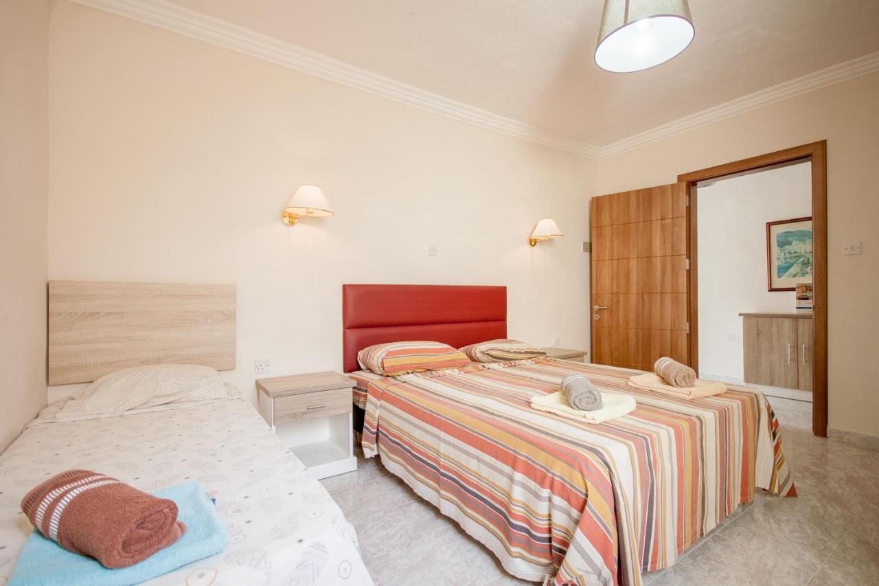 Pool And Sea Merill Apartments - Happy Rentals Mellieħa Εξωτερικό φωτογραφία