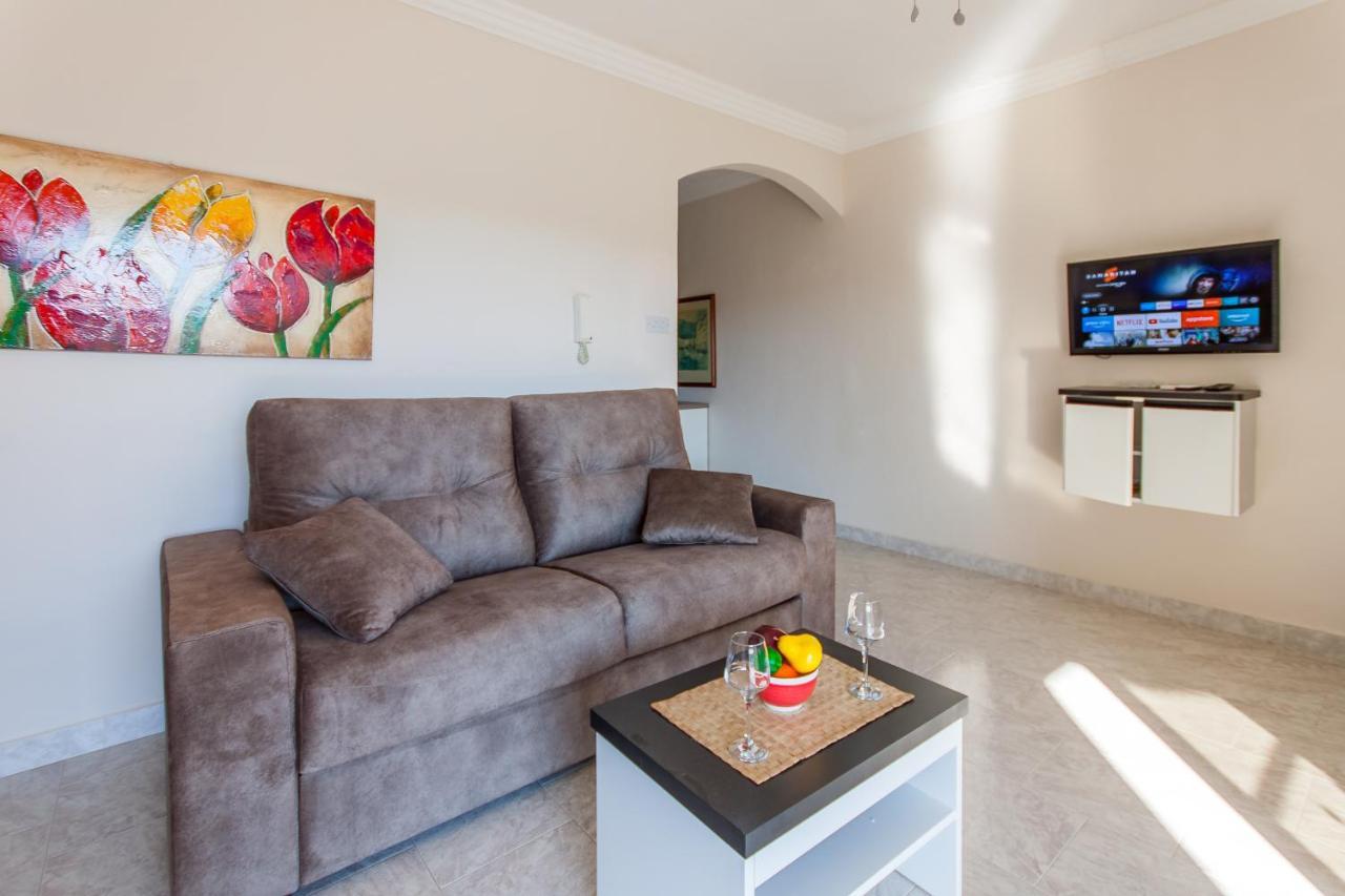Pool And Sea Merill Apartments - Happy Rentals Mellieħa Εξωτερικό φωτογραφία